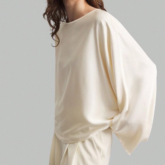 Apricot Casual Women's satin-like loose fitted blouse - Picture 5 of 7